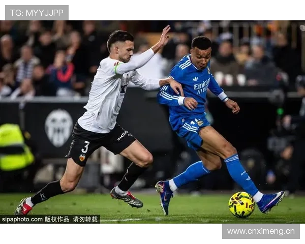 瓦伦西亚锋线表现